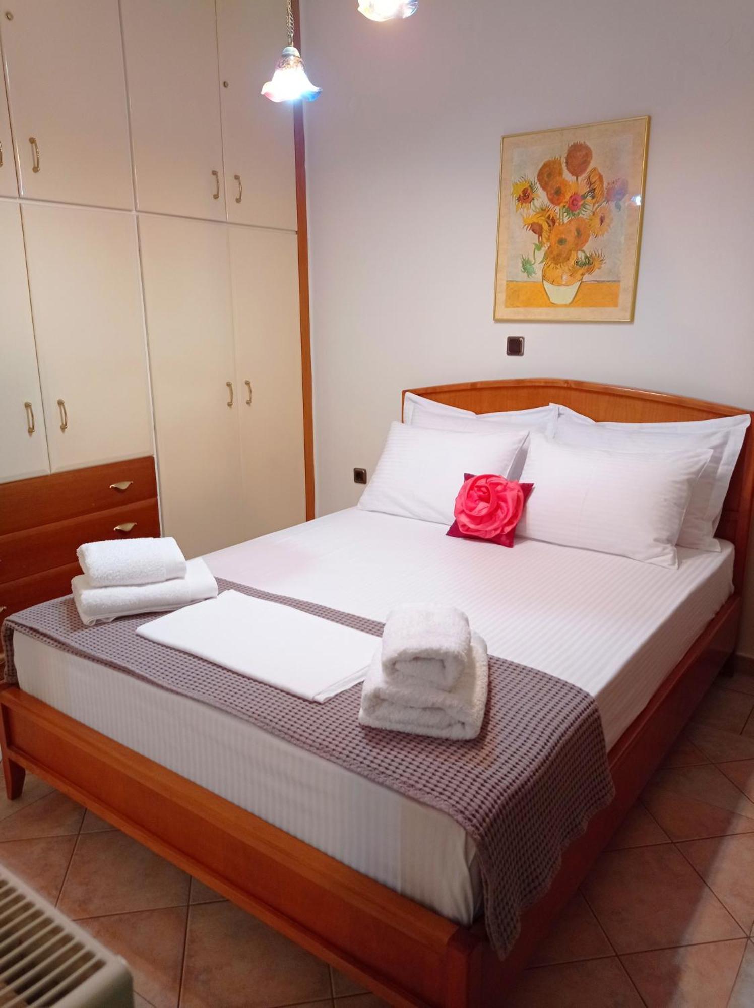 Maira Cozy Apartment สปาร์ติ ภายนอก รูปภาพ